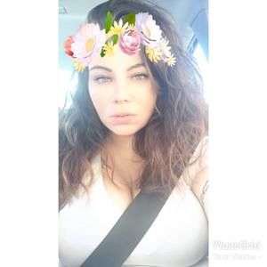 Meet your Posher, Nadia